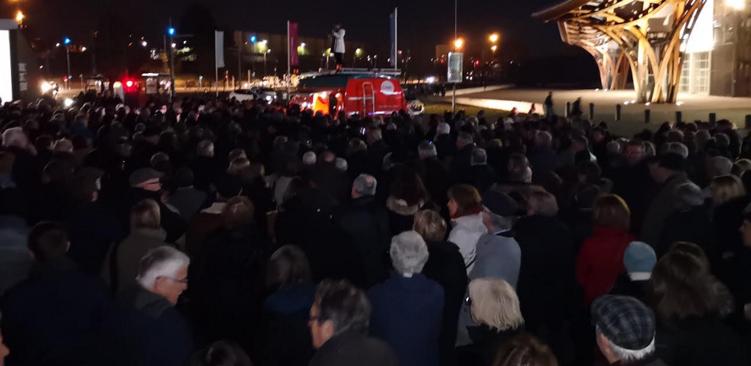 Rassemblement devant le Centre Pompidou-Metz le 19 février 2019